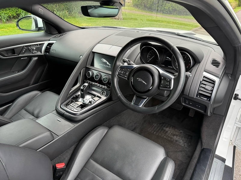 Used Jaguar F-Type 2020 for sale - 78077255: Photo 17