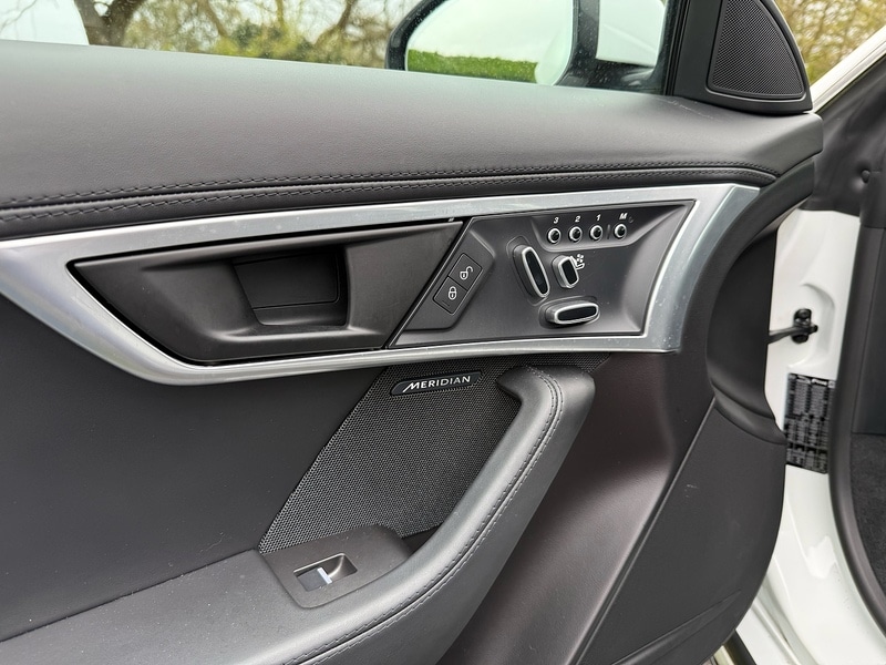 Used Jaguar F-Type 2020 for sale - 78077255: Photo 20