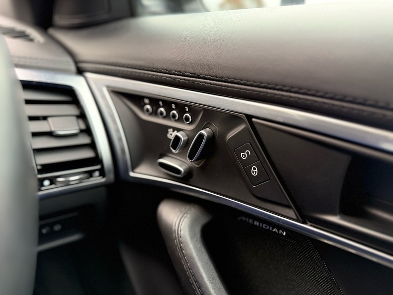 Used Jaguar F-Type 2020 for sale - 78077255: Photo 31