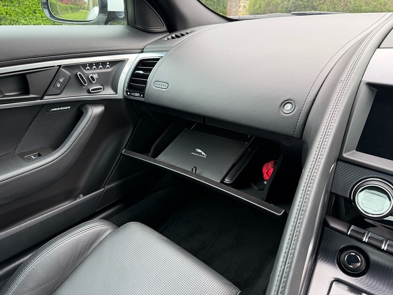 Used Jaguar F-Type 2020 for sale - 78077255: Photo 34