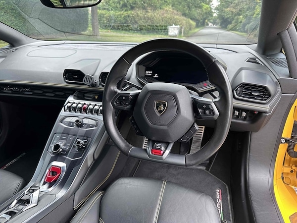 Used Lamborghini Huracan 2015 for sale - 75046792: Photo 16