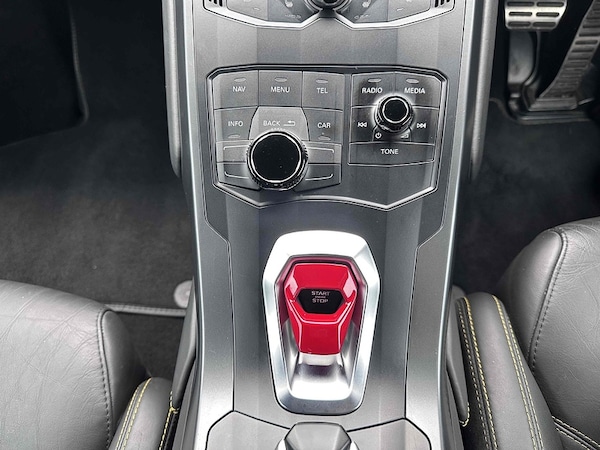 Used Lamborghini Huracan 2015 for sale - 75046792: Photo 32