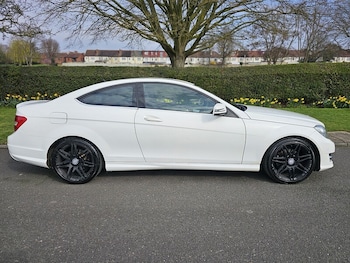 Used Mercedes-Benz C Class 2012 for sale - 77812760: Photo