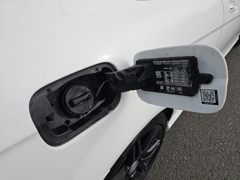 Used Mercedes-Benz C Class 2012 for sale - 77812760: Photo 36