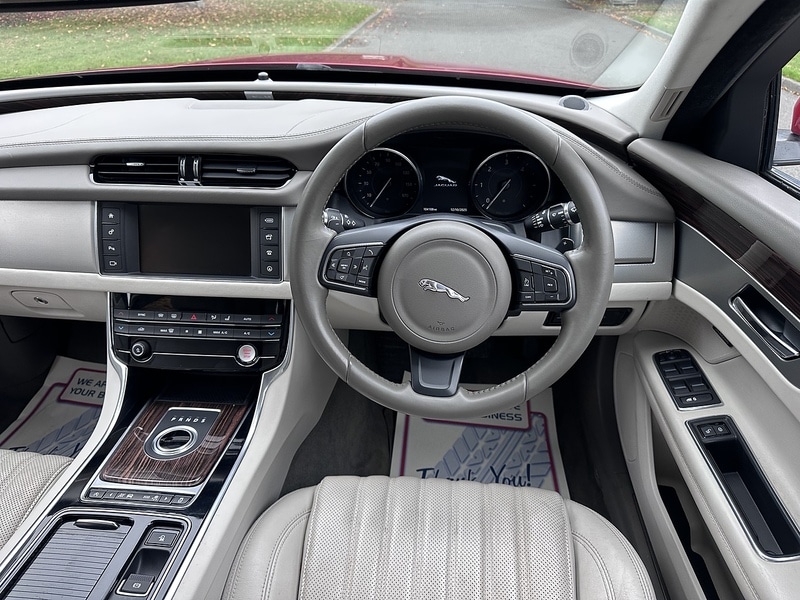 Used Jaguar XF 2016 for sale - 76250247: Photo 16