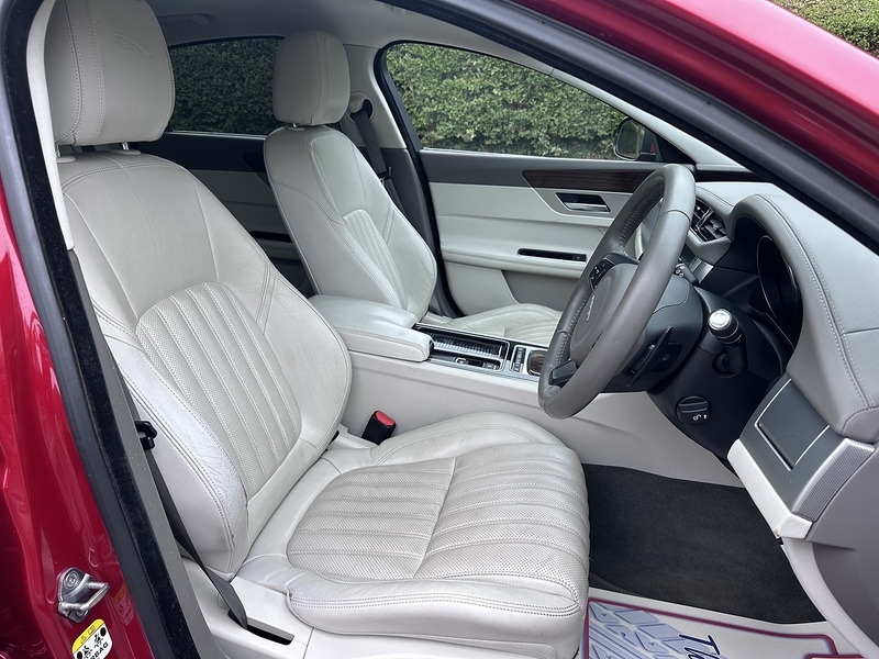 Used Jaguar XF 2016 for sale - 76250247: Photo 22