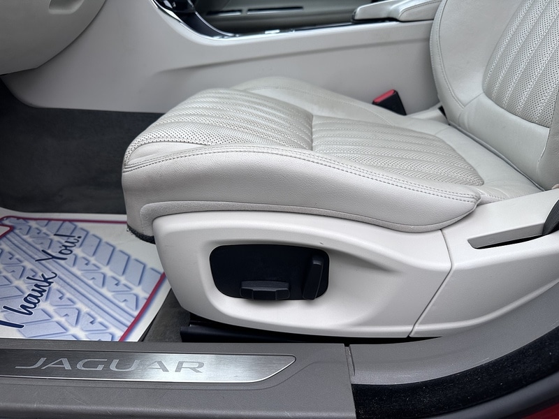Used Jaguar XF 2016 for sale - 76250247: Photo 27