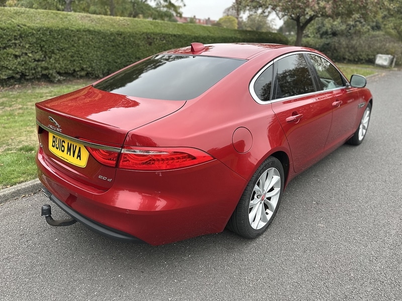 Used Jaguar XF 2016 for sale - 76250247: Photo 3