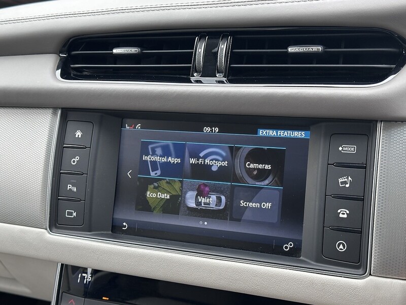 Used Jaguar XF 2016 for sale - 76250247: Photo 52