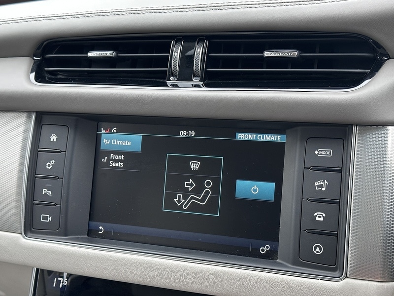 Used Jaguar XF 2016 for sale - 76250247: Photo 53