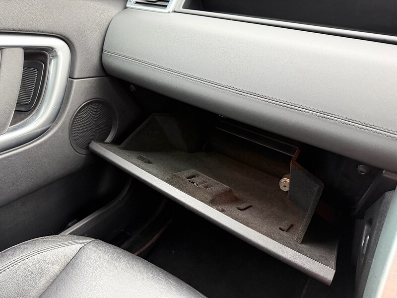 Used Land Rover Discovery Sport 2015 for sale - 78124757: Photo 32