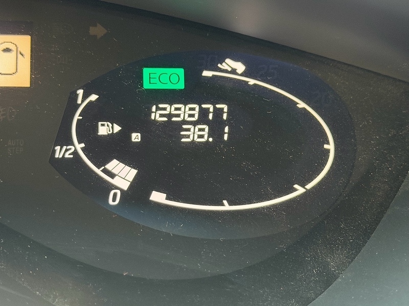 Used Nissan Serena for sale - 76919754: Photo 14