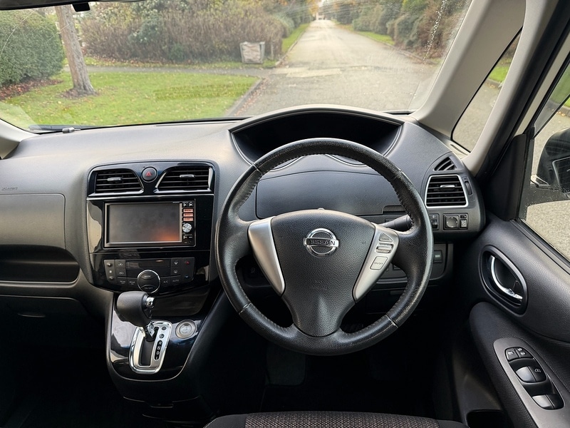 Used Nissan Serena for sale - 76919754: Photo 16