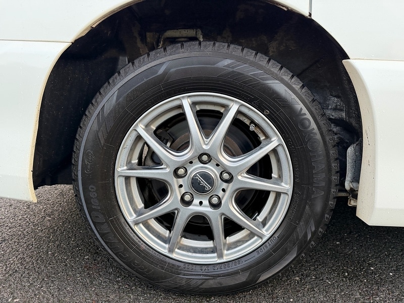 Used Nissan Serena for sale - 76919754: Photo 26