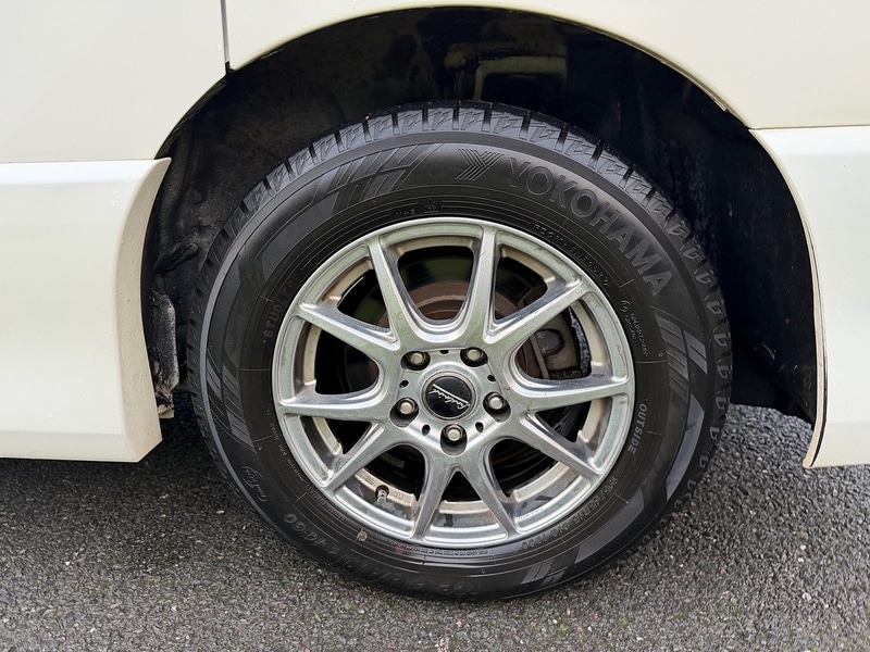 Used Nissan Serena for sale - 76919754: Photo 27