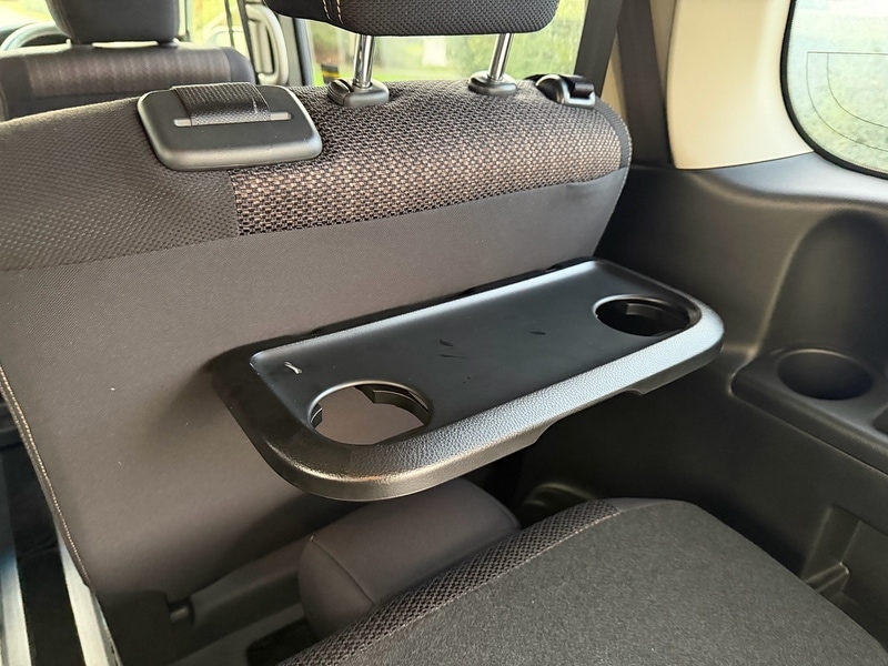 Used Nissan Serena for sale - 76919754: Photo 34