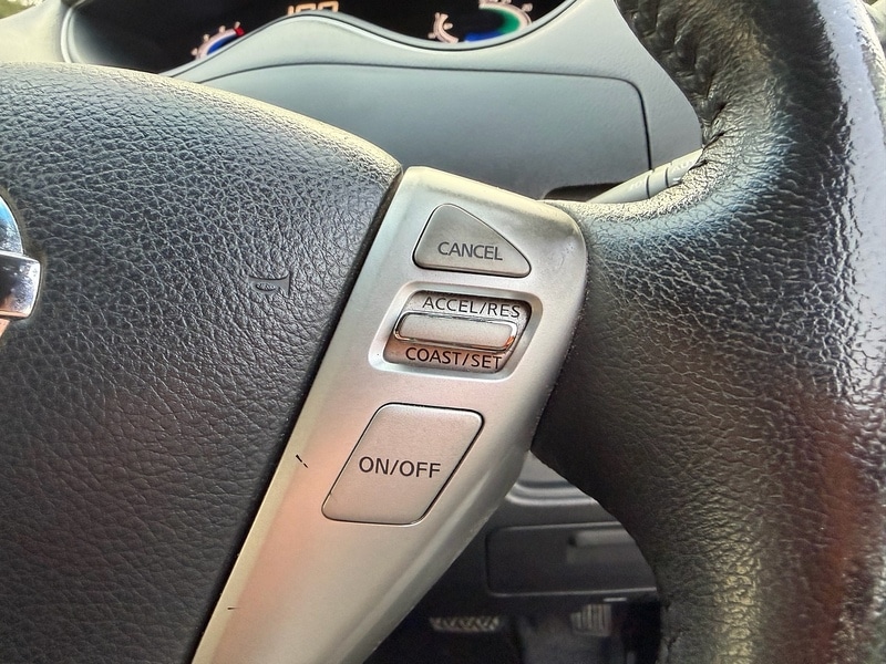 Used Nissan Serena for sale - 76919754: Photo 38