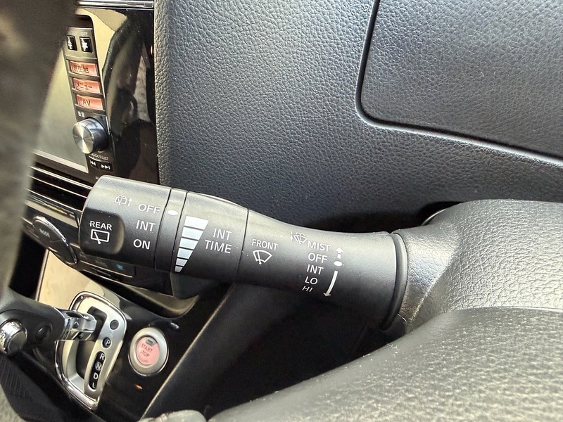 Used Nissan Serena for sale - 76919754: Photo 39