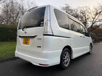 Used Nissan Serena 2014 for sale - 76919754: Photo