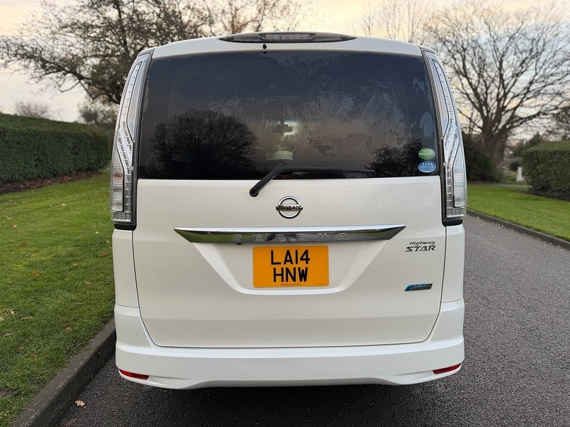 Used Nissan Serena for sale - 76919754: Photo 5