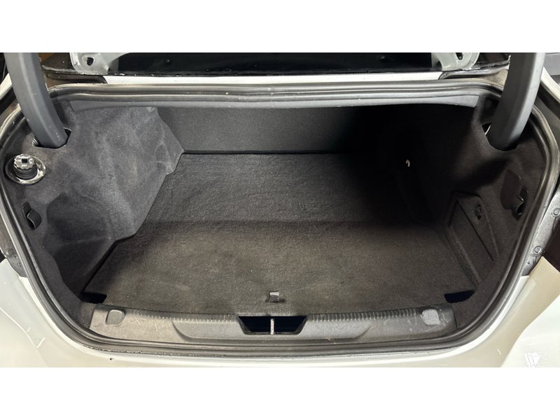 Used Jaguar XE 2020 for sale - 78010851: Photo 11