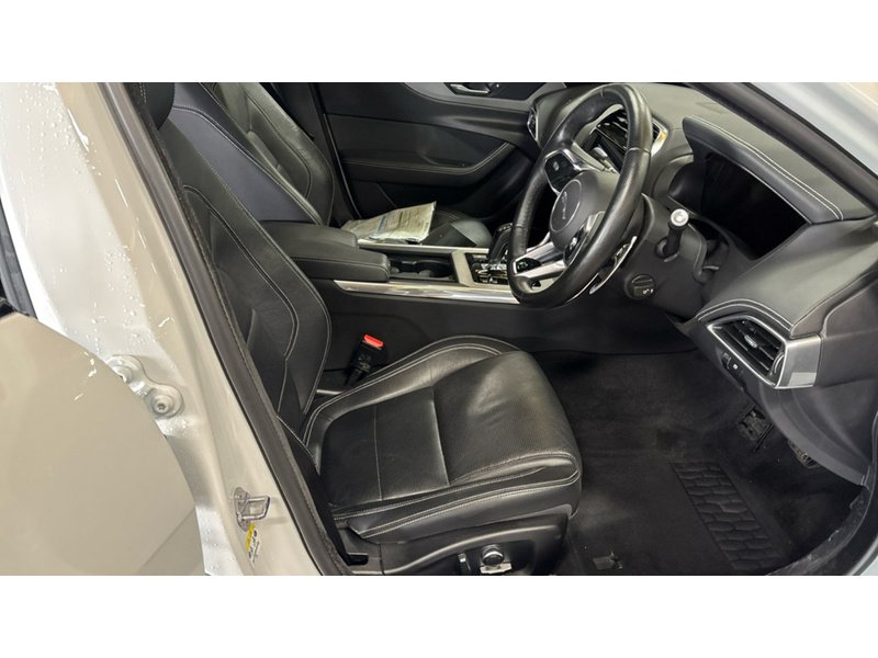 Used Jaguar XE 2020 for sale - 78010851: Photo 7