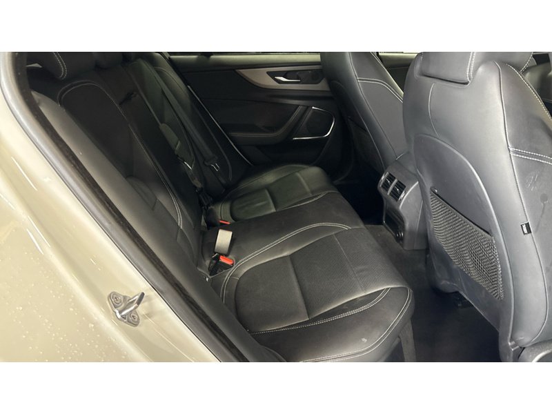 Used Jaguar XE 2020 for sale - 78010851: Photo 8