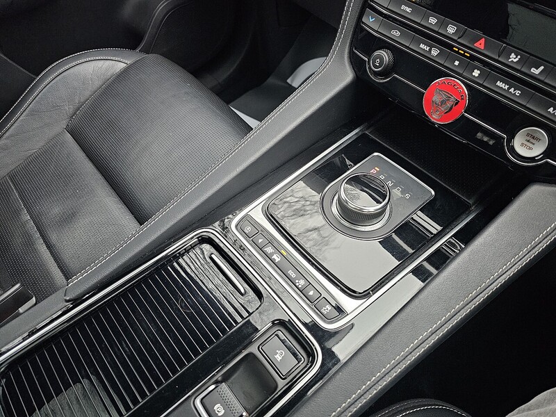 Used Jaguar F-Pace 2018 for sale - 77044533: Photo 24