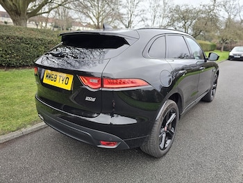 Used Jaguar F-Pace 2018 for sale - 77044533: Photo