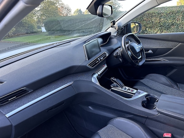 Used Peugeot 3008 2018 for sale - 76224052: Photo 17