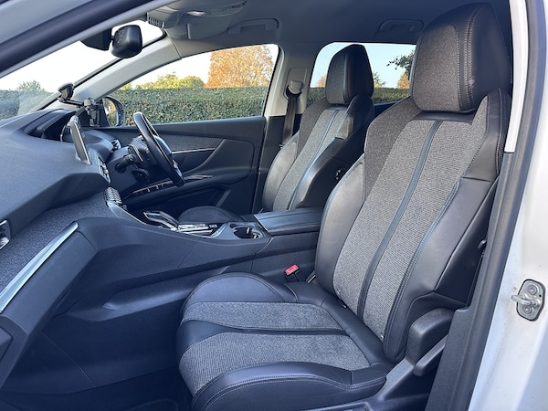 Used Peugeot 3008 2018 for sale - 76224052: Photo 18