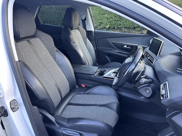 Used Peugeot 3008 2018 for sale - 76224052: Photo 24