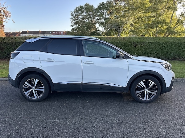 Used Peugeot 3008 2018 for sale - 76224052: Photo 2