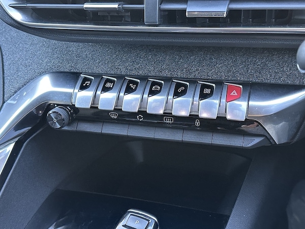Used Peugeot 3008 2018 for sale - 76224052: Photo 34