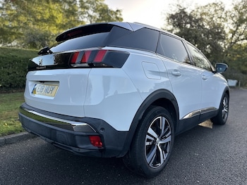 Used Peugeot 3008 2018 for sale - 76224052: Photo 4