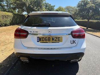 Used Mercedes-Benz GLA 2019 for sale - 79511378: Photo