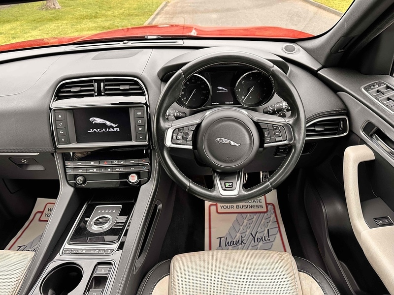Used Jaguar F-Pace 2016 for sale - 76287997: Photo 16