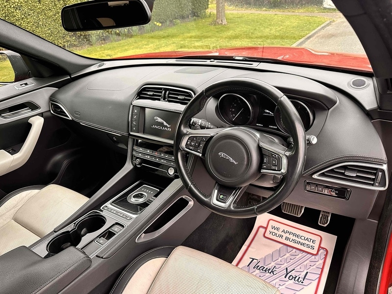 Used Jaguar F-Pace 2016 for sale - 76287997: Photo 21