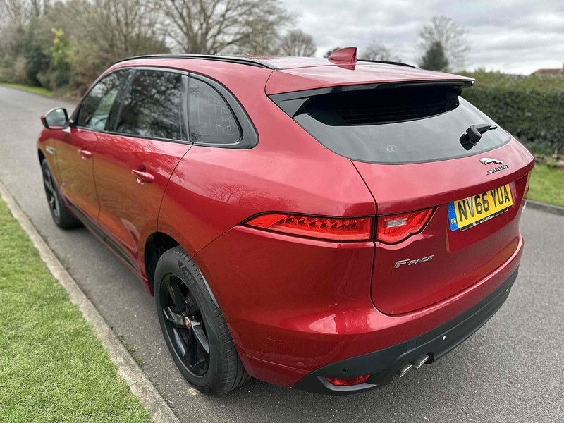 Used Jaguar F-Pace 2016 for sale - 76287997: Photo 7