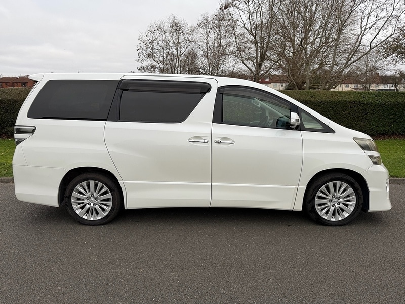 Used Toyota Vellfire for sale - 77068869: Photo 2