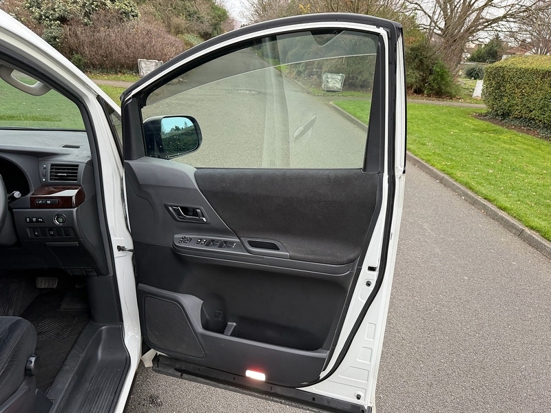 Used Toyota Vellfire for sale - 77068869: Photo 33