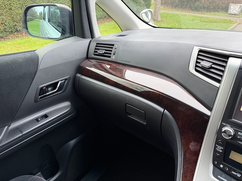 Used Toyota Vellfire for sale - 77068869: Photo 41