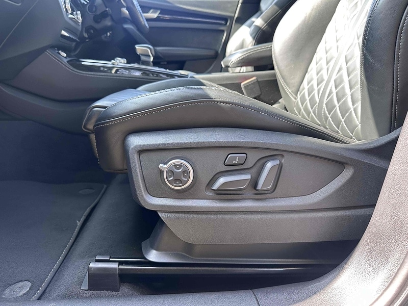 Vehicle 32
