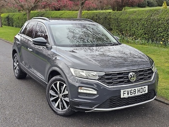 Used Volkswagen T-Roc 2018 for sale - 78715956: Photo
