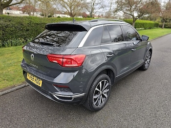 Used Volkswagen T-Roc 2018 for sale - 78715956: Photo
