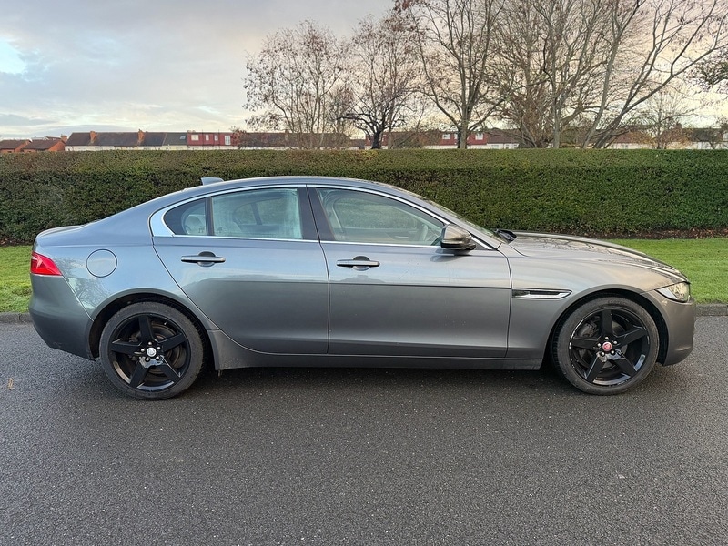 Used Jaguar XE 2016 for sale - 76798794: Photo 2