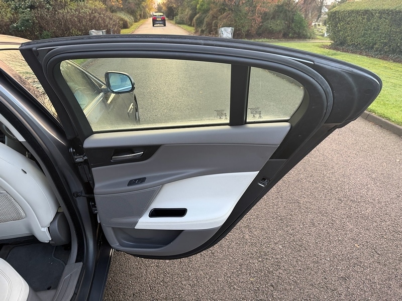 Used Jaguar XE 2016 for sale - 76798794: Photo 23