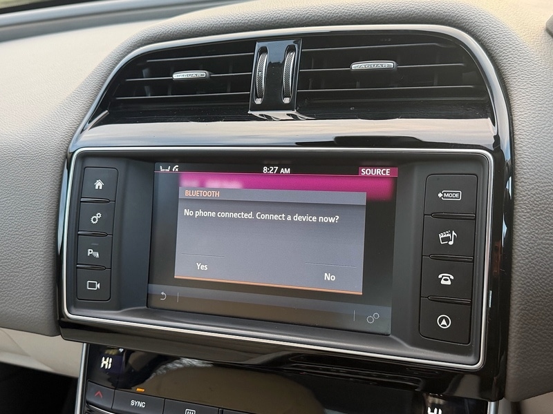 Used Jaguar XE 2016 for sale - 76798794: Photo 40