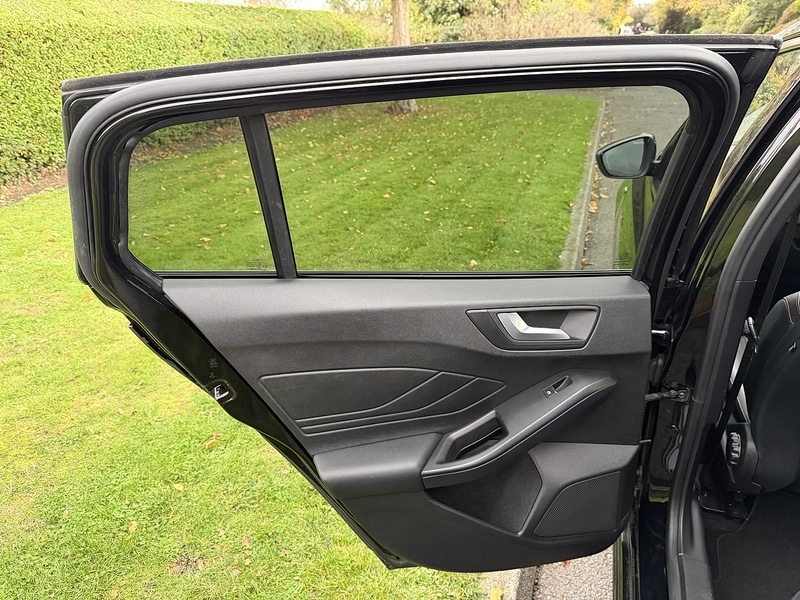 Used Ford Focus 2019 for sale - 76496989: Photo 26