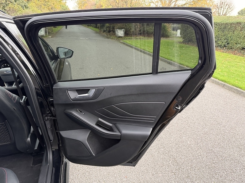 Used Ford Focus 2019 for sale - 76496989: Photo 27